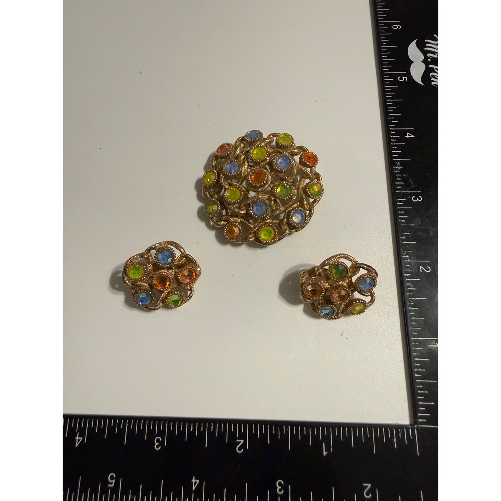 Sarah Coventry Vintage‎ Brooch and Clip On Earrings Set Gold Tone Multi Color